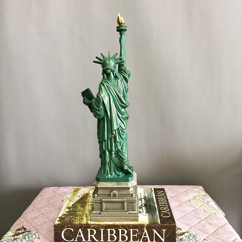 Özgürlük Heykeli Modeli Masa A - Home Decor New York incelemesi ve fiyatı